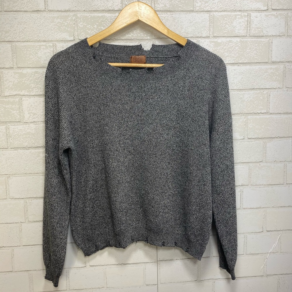 POL Gray Distressed Crop Sweater Sz S